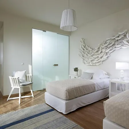 Adeste Villas *