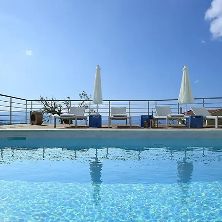 Adeste Villas * Kokkino Chorio