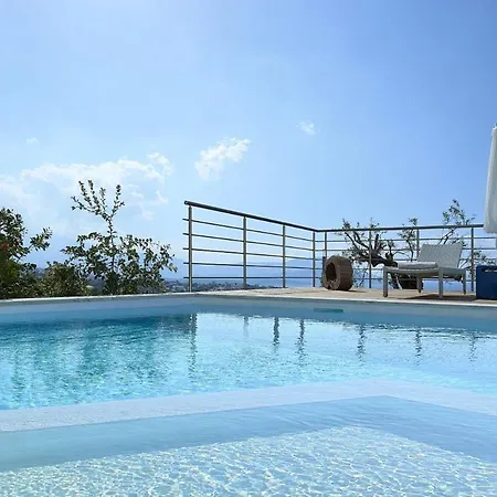 Adeste Villas Kokkino Chorio